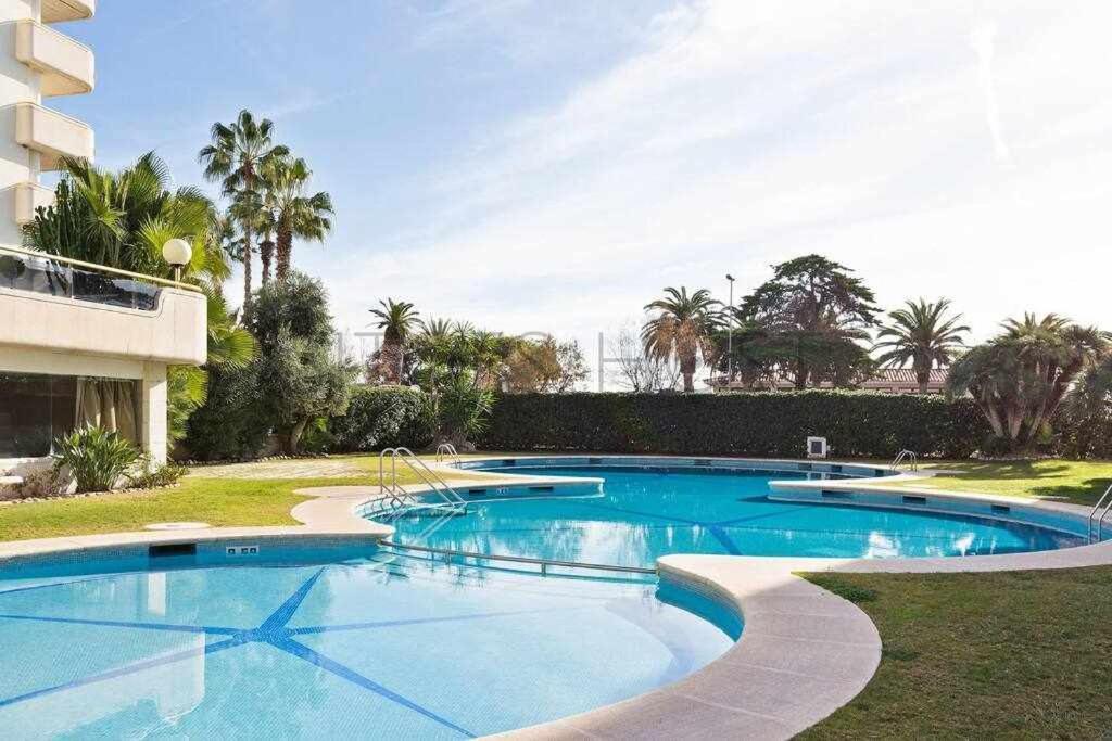 Sitges Arena Dos Piscinas Frente Al Mar Apartment Exterior photo
